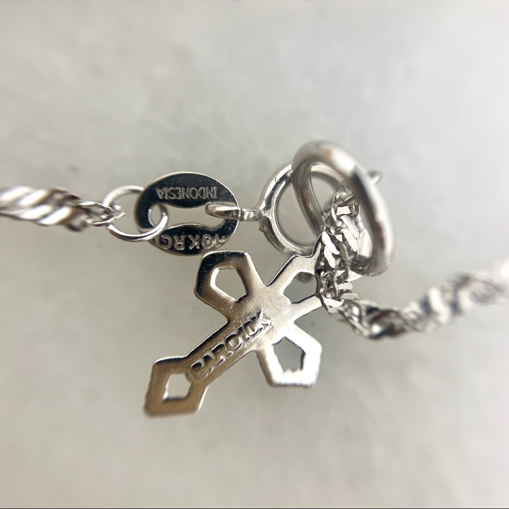 10K White Gold Singapore Cross Charm Bracelet - Picture 2 of 5